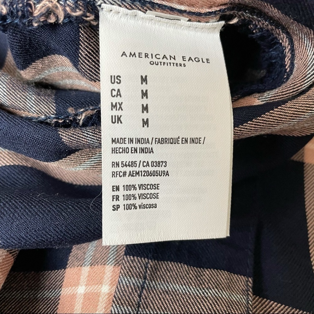 American Eagle Plaid Zippered Pleated Skirt - Picture 6 of 6